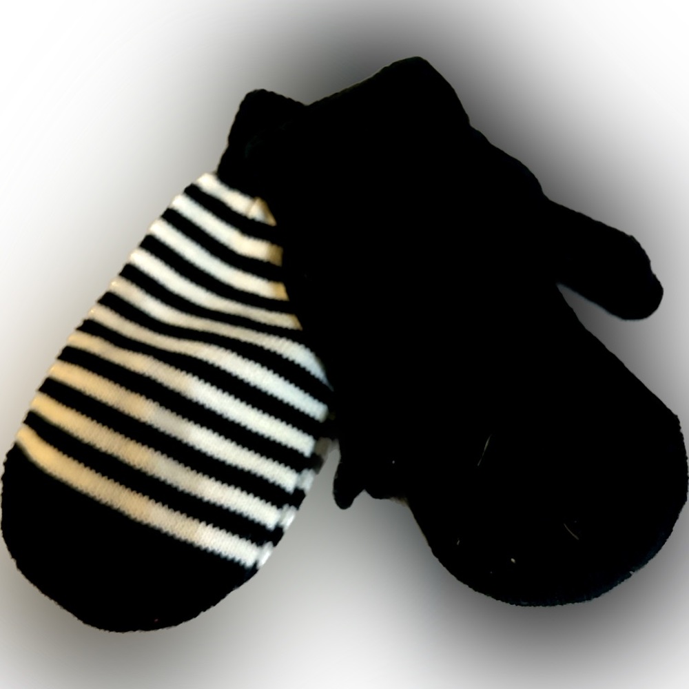 2 PAIR MITTENS XHILARATION BLACK, BLACK & WHITE STRIPE STRETCHY KNIT Winter Warm